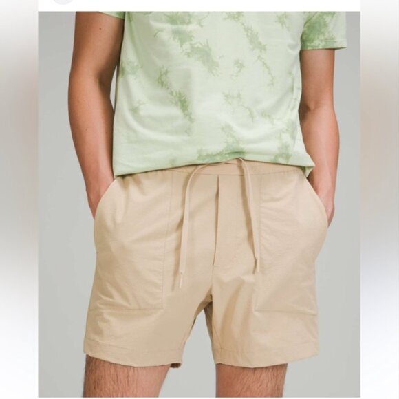 lululemon athletica Other - Lululemon Bowline Short 8" Inseam Size L